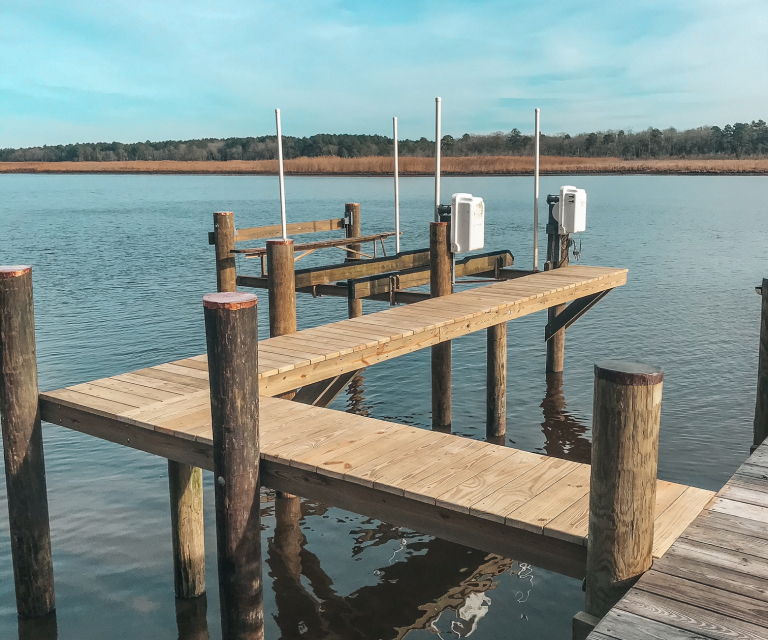 Moran pier and boat lift.